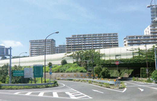 横浜横須賀道路「堀口能見台」インター入口