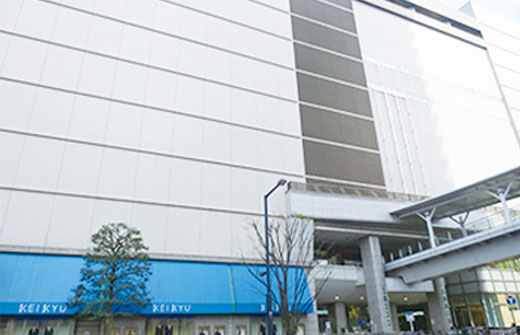 京急線上大岡駅に隣接したデパート 京急百貨店