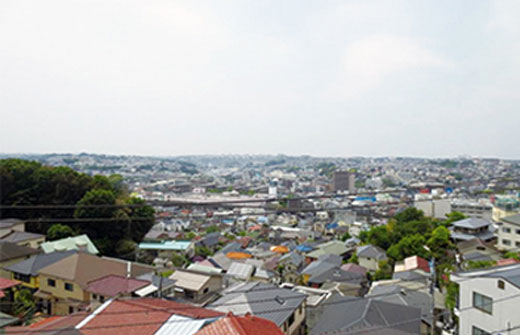 上大岡東丘陵地からの街並