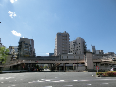 京浜急行線大森海岸駅・駅前